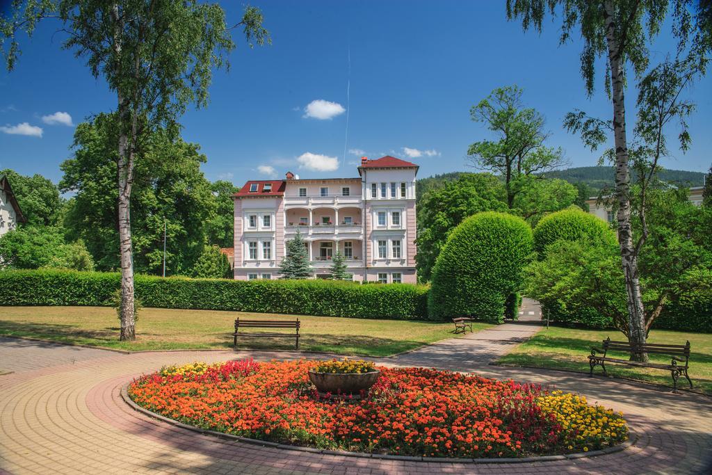 Willa Arabeska Lądek-Zdrój Exterior foto